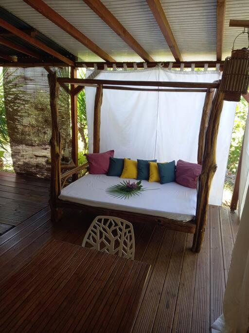 Bungalow Atypique Ti Bambou A 500M De La Plage Sainte-Anne  Exterior foto